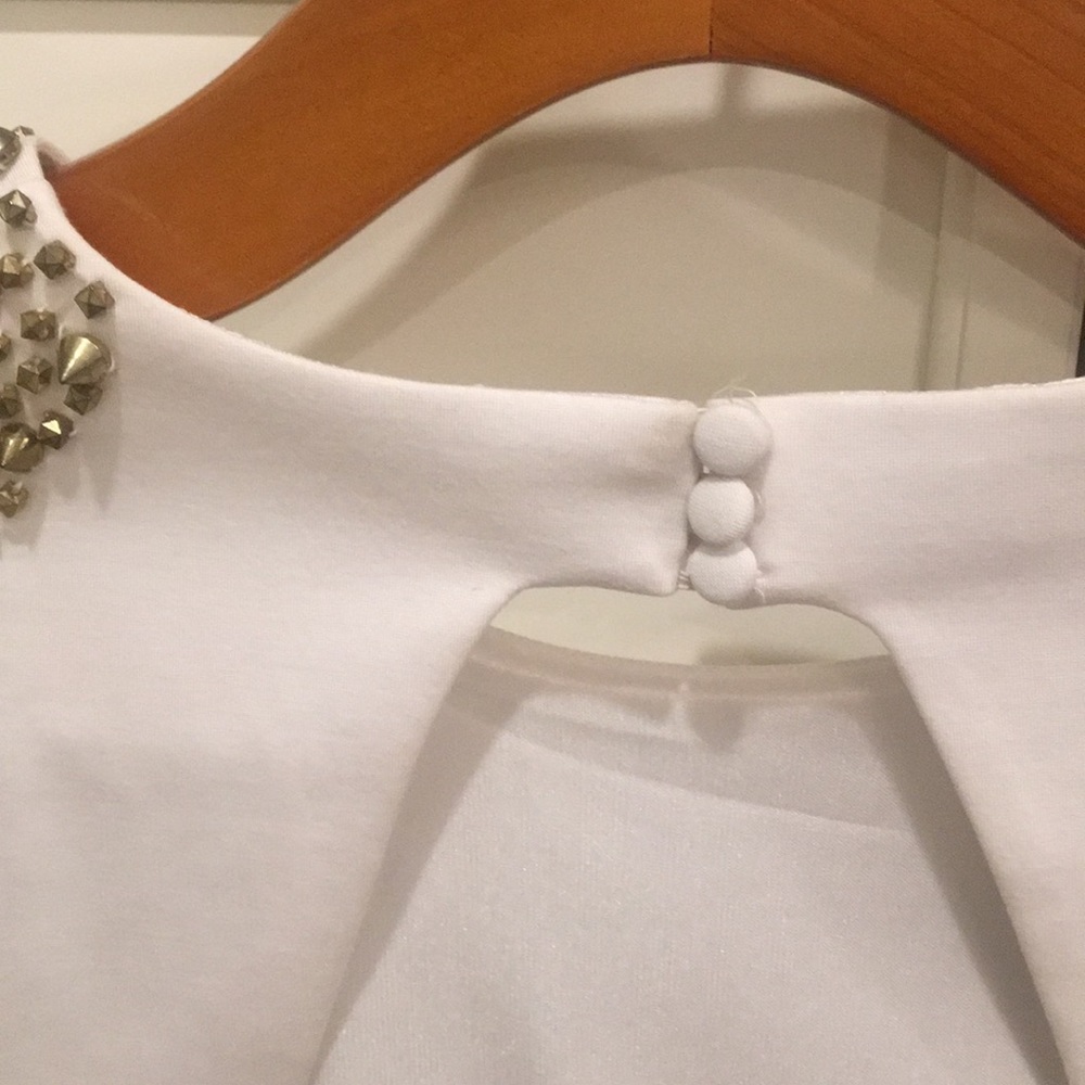 White with gold detail Bebe dress size XS - Picture 5 of 5
